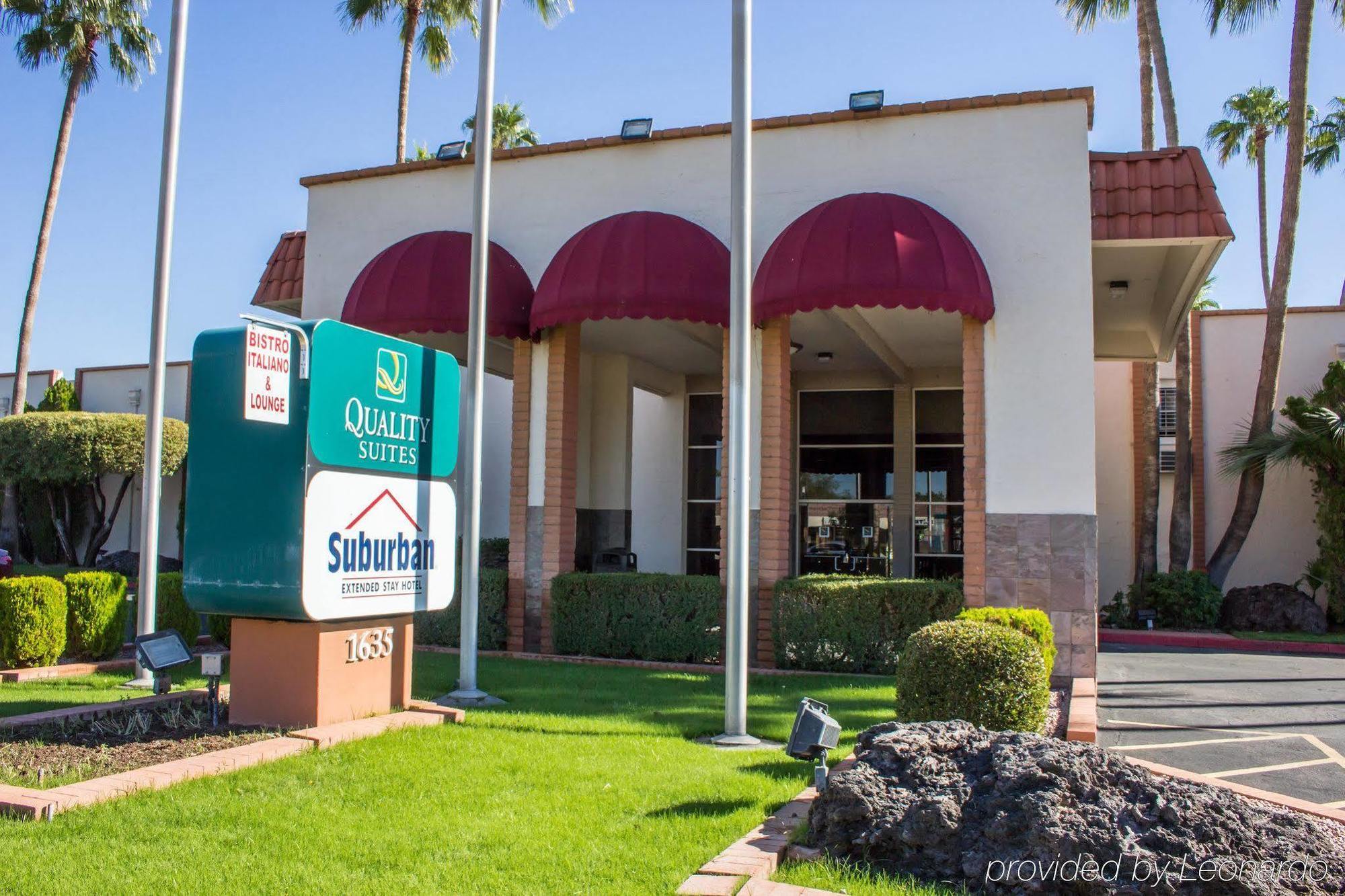 Готель Ramada By Wyndham Tempe Near Asu Екстер'єр фото